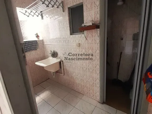 Apartamento 2 quartos e 2 banheiros, à venda, no bairro Sumaré em Caraguatatuba