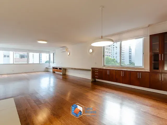 Apartamento com 270m² 3 quartos e 4 banheiros, à venda, no bairro Higienópolis em São Paulo