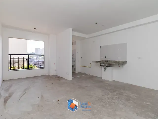 Apartamento com 2700m² 2 quartos e 2 banheiros, à venda, no bairro Vila Sônia em São Paulo