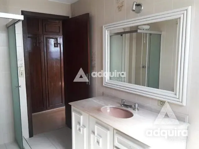 Apartamento com 181m² 3 quartos e 2 banheiros, à venda, no bairro Centro em Ponta Grossa