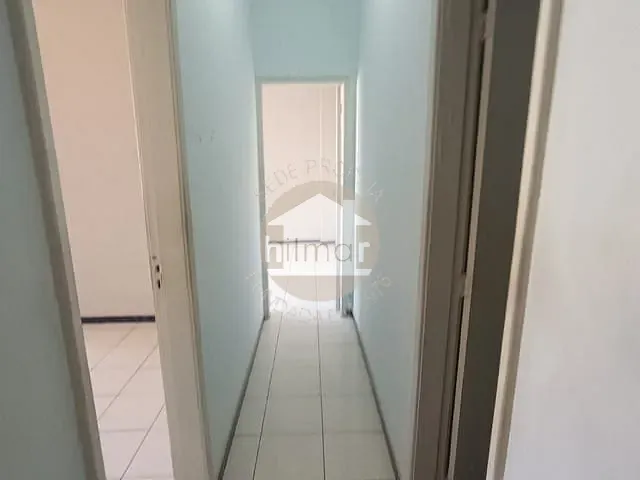 Apartamento com 62m² 2 quartos e 1 banheiro, para alugar, no bairro Olaria em Rio de Janeiro