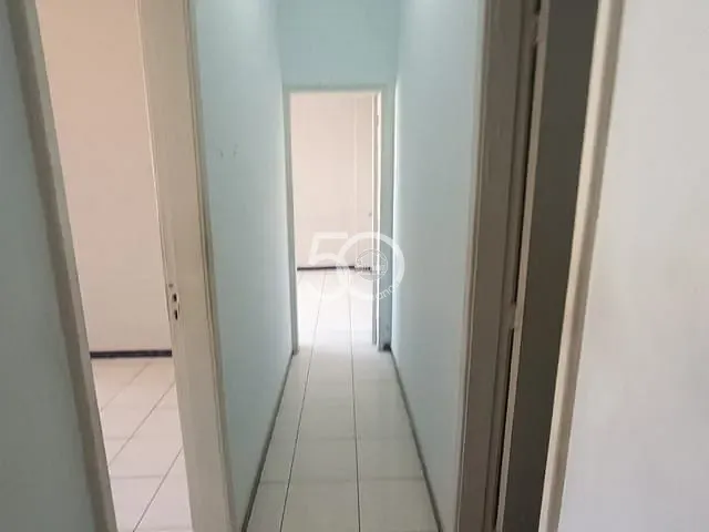 Apartamento com 62m² 2 quartos e 1 banheiro, para alugar, no bairro Olaria em Rio de Janeiro