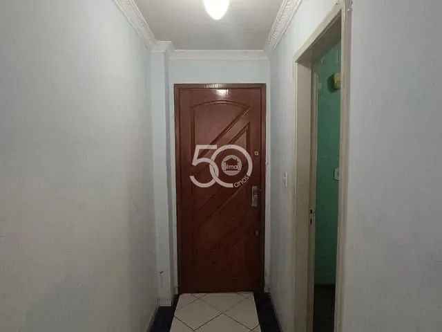Apartamento com 62m² 2 quartos e 1 banheiro, para alugar, no bairro Olaria em Rio de Janeiro