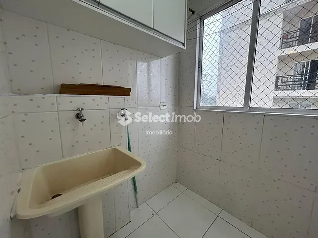 Apartamento com 56m² 2 quartos e 1 banheiro, à venda, no bairro Vila Assis Brasil em Mauá