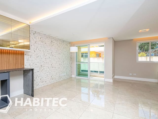 Apartamento 3 quartos e 2 banheiros, à venda, no bairro Bacacheri em Curitiba