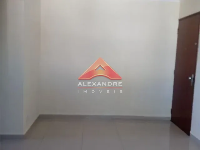 Apartamento com 83m² 2 quartos e 2 banheiros, à venda, no bairro Vila Industrial em São José dos Campos