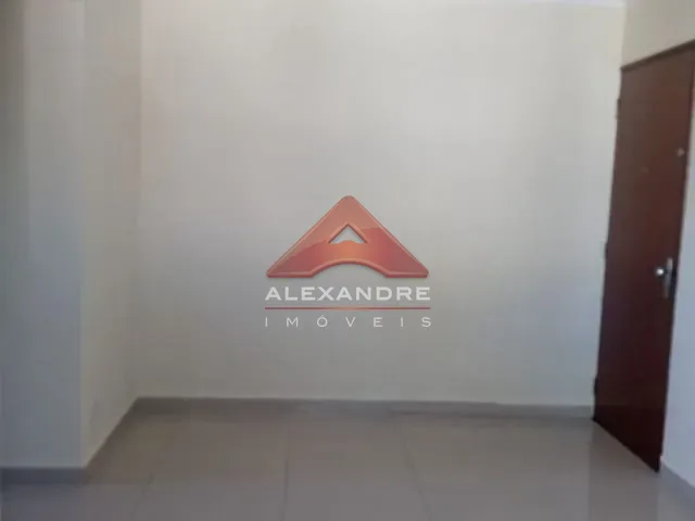 Apartamento com 83m² 2 quartos e 2 banheiros, à venda, no bairro Vila Industrial em São José dos Campos