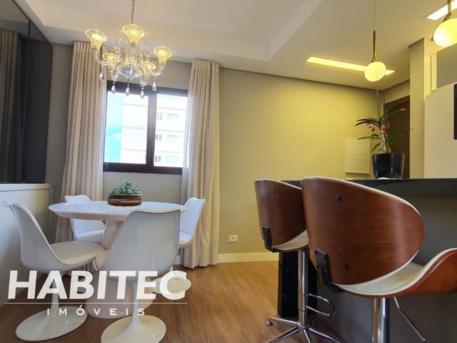 Apartamento 2 quartos e 1 banheiro, à venda, no bairro Capão Raso em Curitiba