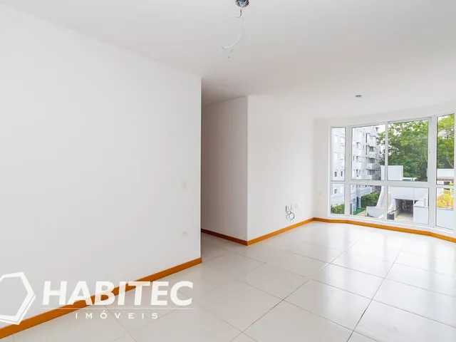Apartamento 3 quartos e 2 banheiros, à venda, no bairro Campo Comprido em Curitiba