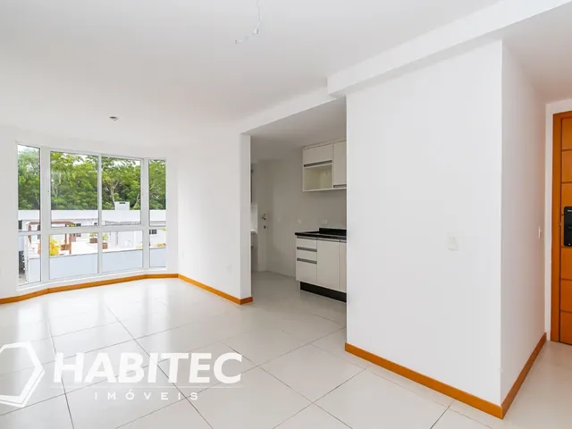 Apartamento 3 quartos e 2 banheiros, à venda, no bairro Campo Comprido em Curitiba