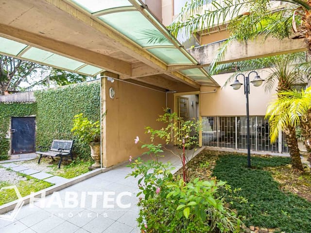 Apartamento 3 quartos e 2 banheiros, à venda, no bairro Cabral em Curitiba