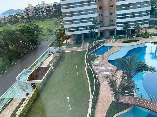 Apartamento com 316m² 4 quartos e 6 banheiros, à venda, no bairro Vila Santa Clara em Guarujá