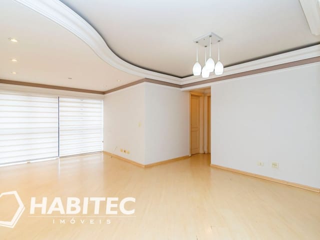 Apartamento 2 quartos e 2 banheiros, à venda, no bairro Portão em Curitiba