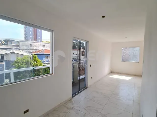 Apartamento 2 quartos e 1 banheiro, à venda, no bairro Parada Inglesa em São Paulo