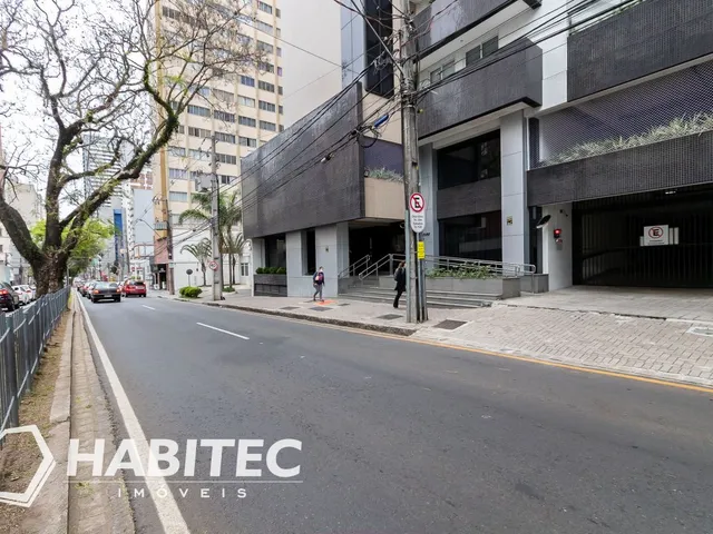 Apartamento 2 quartos e 1 banheiro, à venda, no bairro Centro em Curitiba