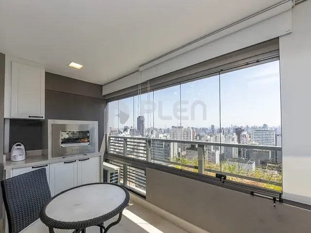 Apartamento 1 quarto e 1 banheiro, à venda, no bairro Itaim Bibi em São Paulo