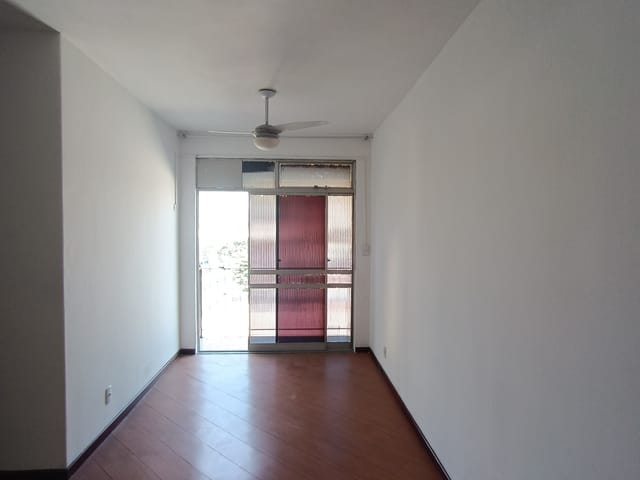 Foto do Apartamento - IRAJÁ -  NÃO PERCA ESSA OPORTUNIDADE  -EXCELENTE  APTO 2 QUARTOS  COM 58 m2, GARAGEM JUNTO AO COMÉRCIO | Hilmar