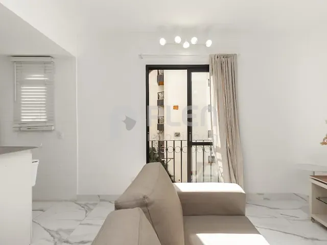 Apartamento 1 quarto e 1 banheiro, à venda, no bairro Itaim Bibi em São Paulo