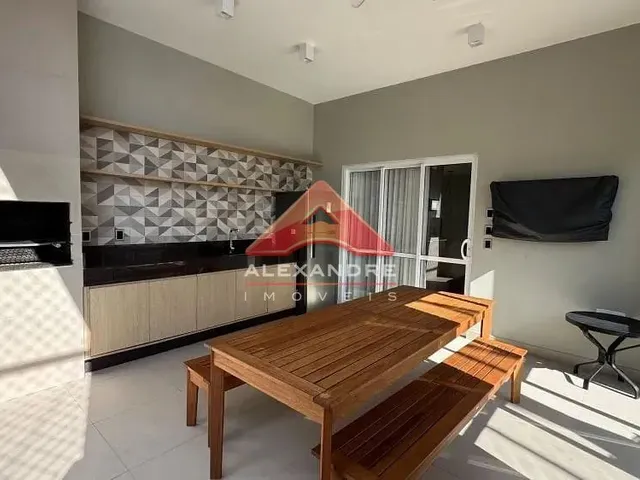 Apartamento com 56m² 2 quartos e 2 banheiros, à venda, no bairro Vila Industrial em São José Dos Campos