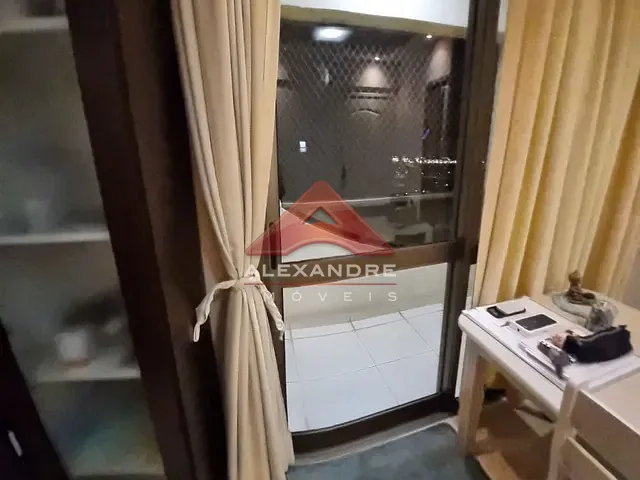 Apartamento com 187m² 3 quartos e 3 banheiros, à venda, no bairro Jardim Satélite em São José dos Campos