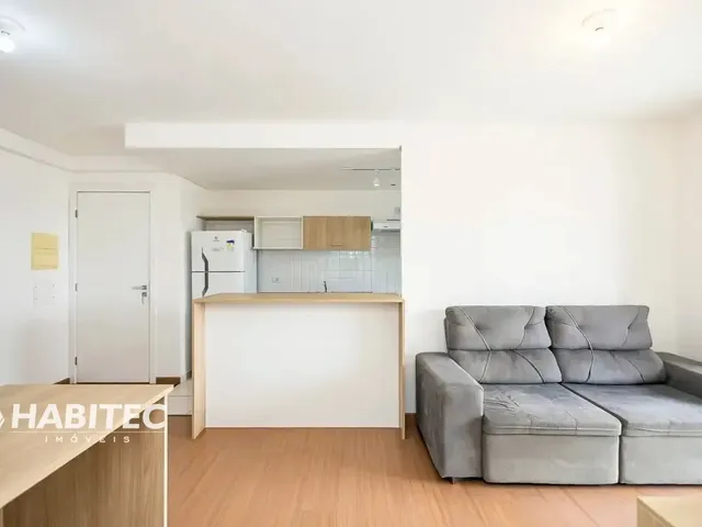 Apartamento 2 quartos e 1 banheiro, para alugar, no bairro Rebouças em Curitiba