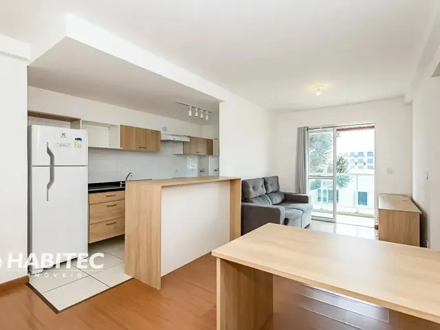 Apartamento 2 quartos e 1 banheiro, para alugar, no bairro Rebouças em Curitiba