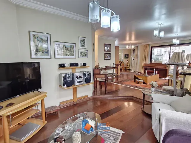 Apartamento com 259m² 4 quartos e 5 banheiros, à venda, no bairro Vila Andrade em São Paulo