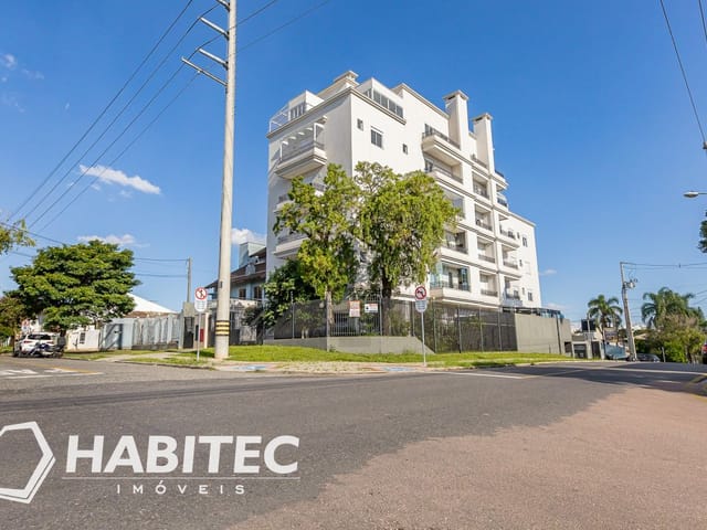 Apartamento 2 quartos e 2 banheiros, para alugar, no bairro Santa Quitéria em Curitiba