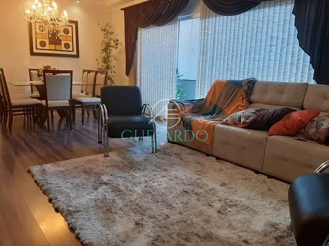 Apartamento com 183m² 4 quartos e 3 banheiros, à venda, no bairro Centro em Londrina