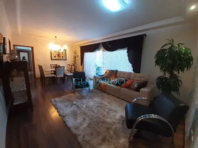 Apartamento com 183m² 4 quartos e 3 banheiros, à venda, no bairro Centro em Londrina