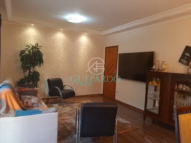 Apartamento com 183m² 4 quartos e 3 banheiros, à venda, no bairro Centro em Londrina