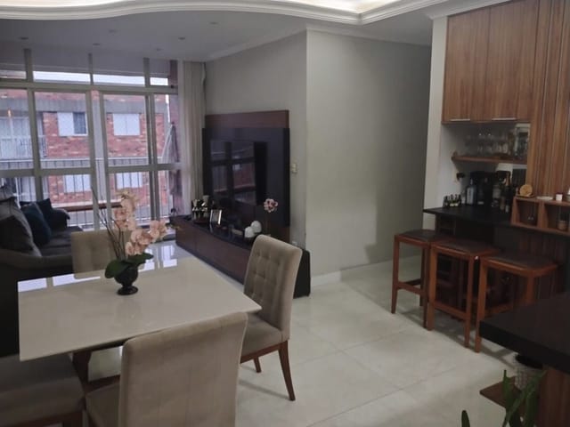 Apartamento 3 quartos e 2 banheiros, à venda, no bairro Centro em São José dos Campos