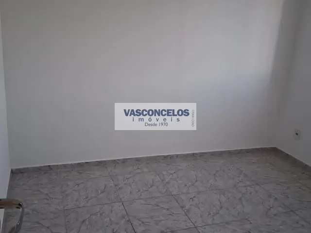 Apartamento 2 quartos e 1 banheiro, para alugar, no bairro Vila Tesouro em São José dos Campos
