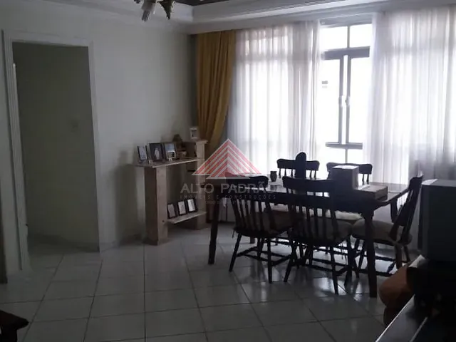 Apartamento com 110m² 2 quartos e 2 banheiros, à venda, no bairro Marapé em Santos