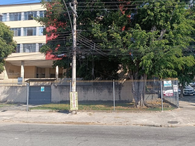 Foto do Apartamento - VICENTE DE CARVALHO - EXCELENTE E AMPLO APTO COM 50M2, COMPOSTO DE 2 QUARTOS, GARAGEM, JUNTO AO COMÉRCIO. | Hilmar