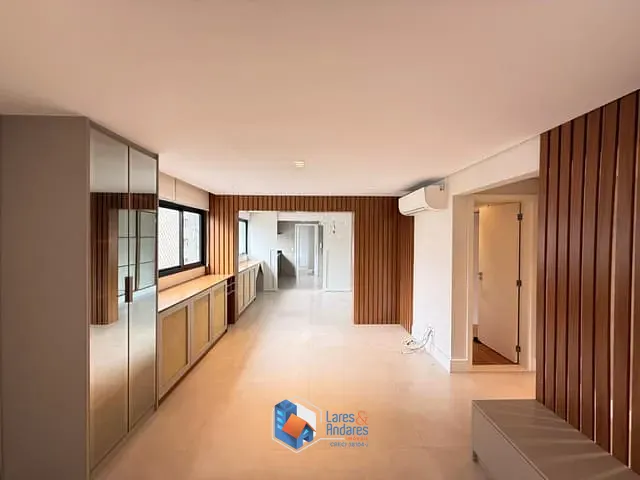 Apartamento com 142m² 4 quartos e 4 banheiros, à venda, no bairro Moema em São Paulo
