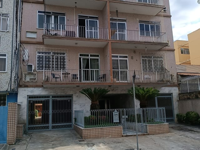 Foto do Apartamento - BAIRRO ARAÚJO - AMPLO E EXCELENTE APTO COM 83 m2 -  2 QUARTOS , DEPENDENCIA < GARAGEM, JUNTO AO COMÉRCIO | Hilmar