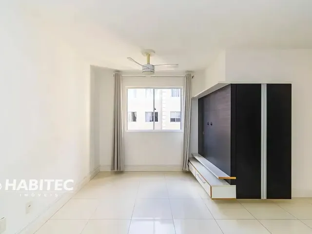 Apartamento 3 quartos e 1 banheiro, para alugar, no bairro Uberaba em Curitiba