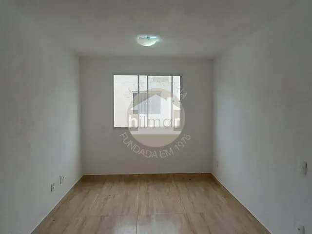 Apartamento com 40m² 2 quartos e 1 banheiro, para alugar, no bairro Braz de Pina em Rio de Janeiro