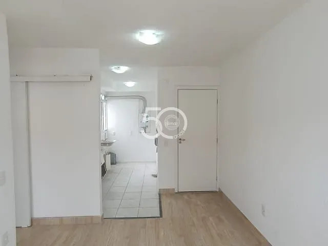 Apartamento com 40m² 2 quartos e 1 banheiro, para alugar, no bairro Braz de Pina em Rio de Janeiro
