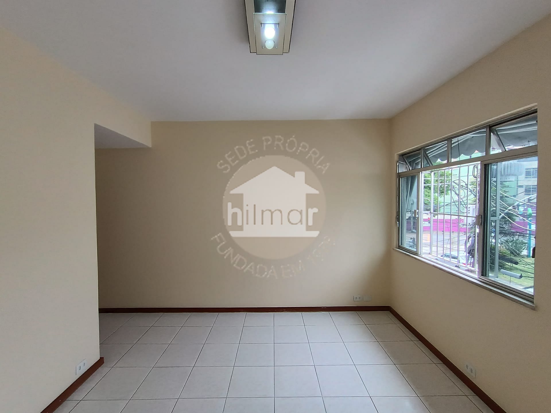 Apartamento para alugar com 2 quartos, 81m² - Foto 4