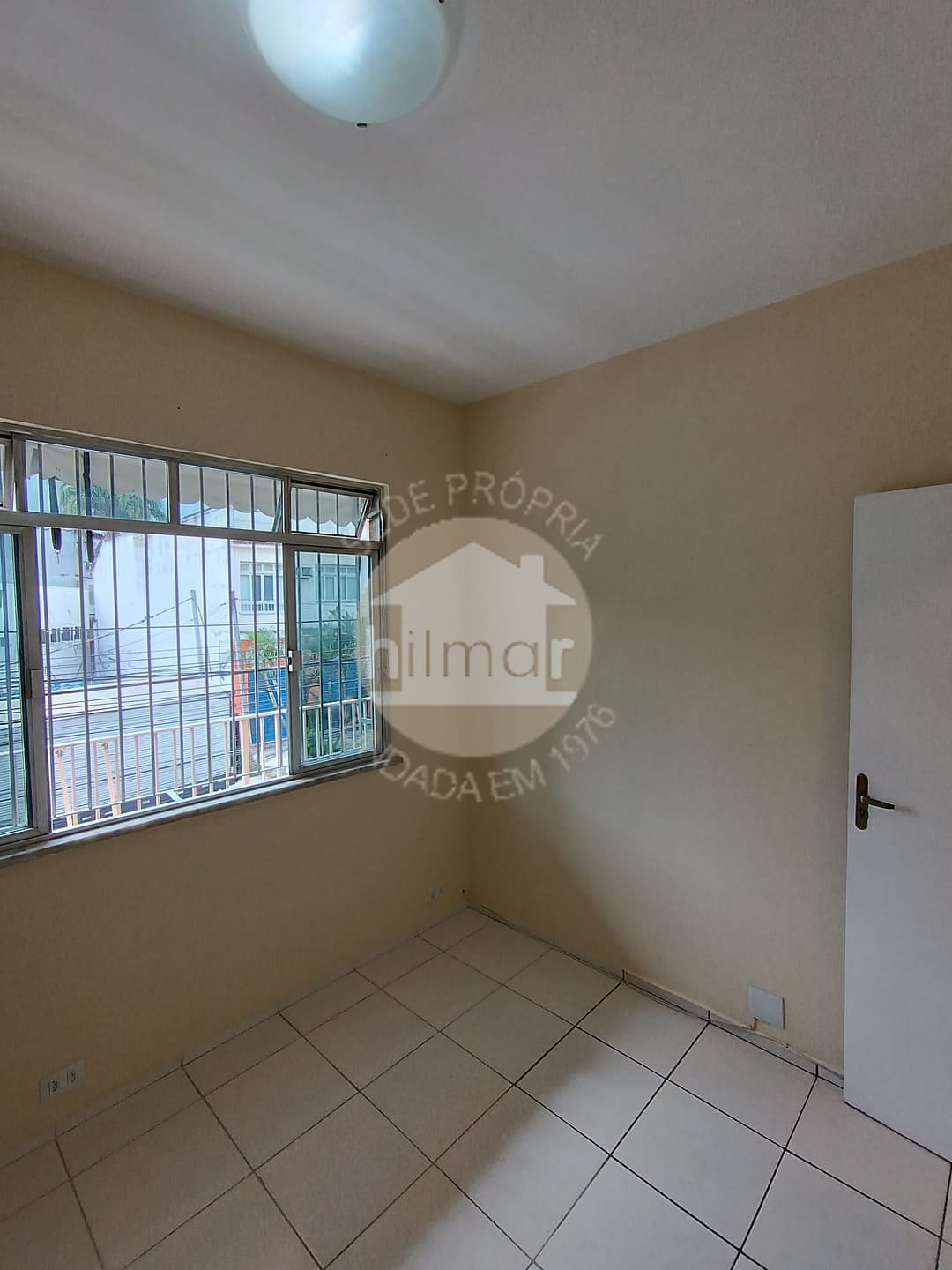Apartamento para alugar com 2 quartos, 81m² - Foto 13