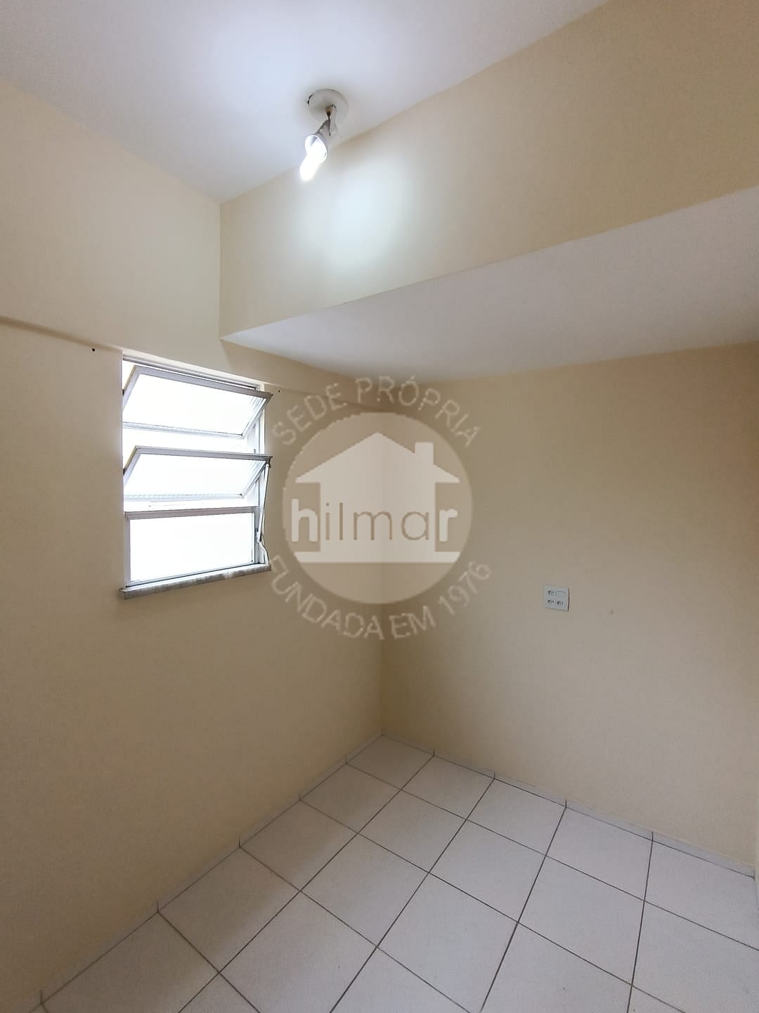 Apartamento para alugar com 2 quartos, 81m² - Foto 27