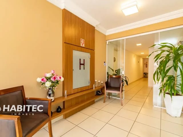 Apartamento 2 quartos e 1 banheiro, para alugar, no bairro NOVO MUNDO em Curitiba