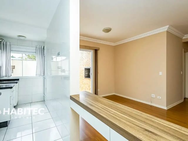 Apartamento 2 quartos e 1 banheiro, para alugar, no bairro NOVO MUNDO em Curitiba