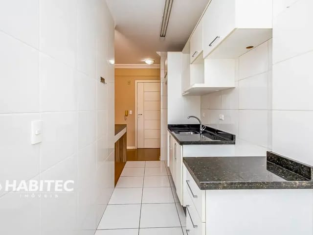 Apartamento 2 quartos e 1 banheiro, para alugar, no bairro NOVO MUNDO em Curitiba