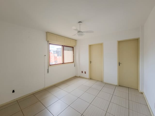 Apartamento 1 quarto e 1 banheiro, para alugar, no bairro Centro em Pelotas
