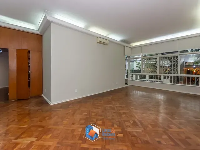 Apartamento com 212m² 3 quartos e 2 banheiros, à venda, no bairro Jardim Paulista em São Paulo