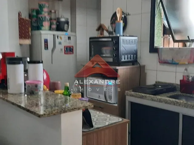 Apartamento com 61m² 2 quartos e 1 banheiro, à venda, no bairro Indaiá em Caraguatatuba