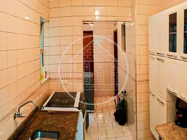 Apartamento 2 quartos e 2 banheiros, à venda, no bairro Jardim Beatriz em São Paulo